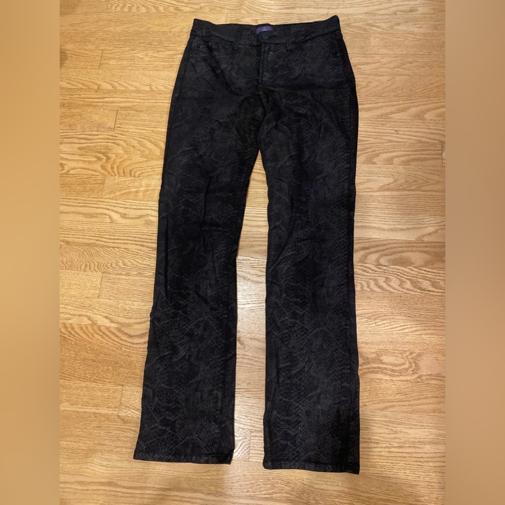 Get your snake on in these NYDJ